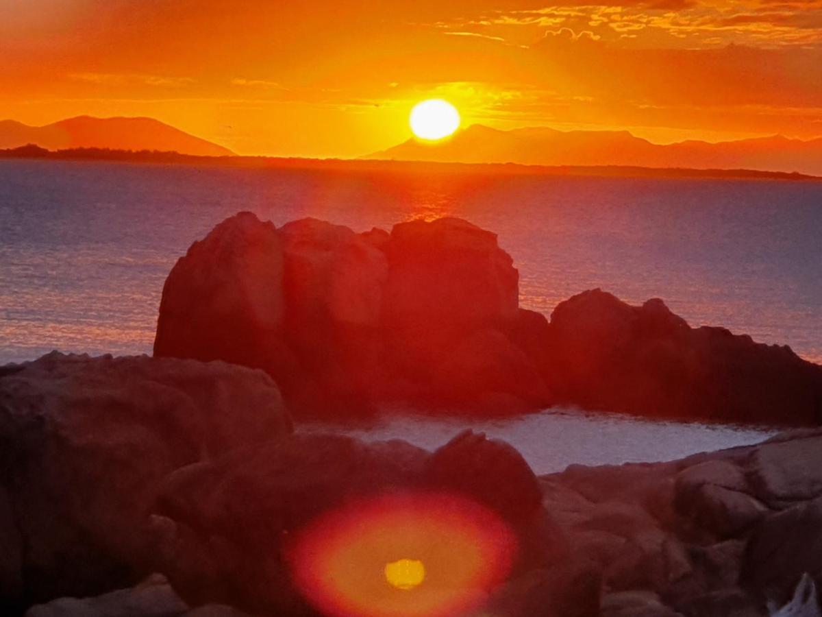 Whitsunday Sands Resort Боуен Екстериор снимка