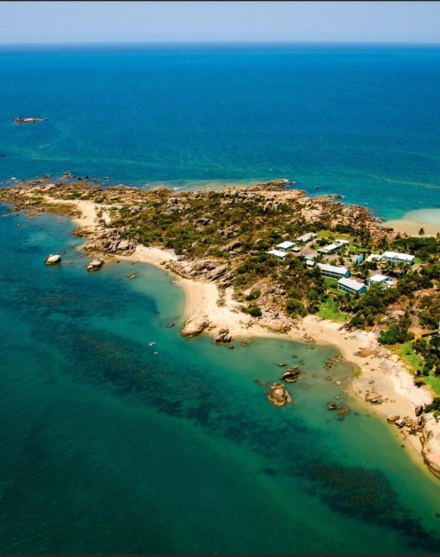 Whitsunday Sands Resort Боуен Екстериор снимка
